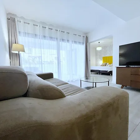 Ftv Holidays Homes - Casa Relan דירה